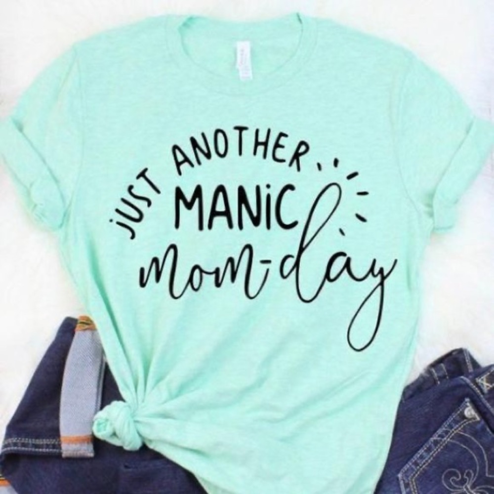 FUNNY MOM T-shirt